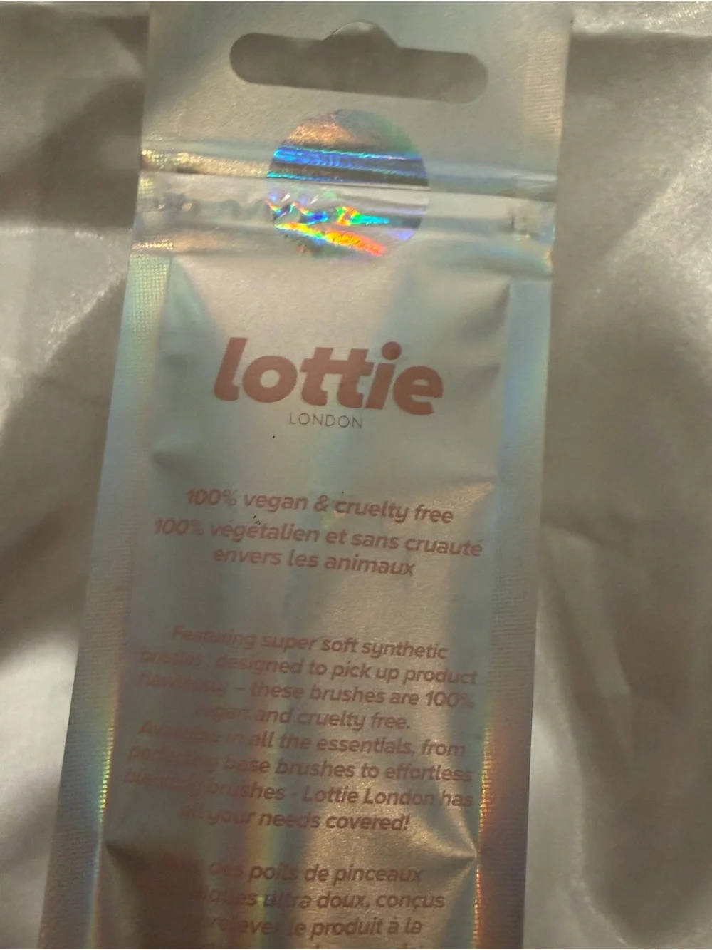 Lottie London Tapered Blending Brush (LE010) Vegan Cruelty Free Light Pink